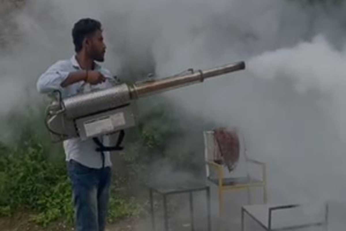 हिमाचल प्रदेश के सिरमौर जिले में डेंगू का प्रकोप, डीसी ने स्वास्थ्य विभाग को दिए निर्देश हिमाचल प्रदेश के सिरमौर जिले में डेंगू का प्रकोप, डीसी ने स्वास्थ्य विभाग को दिए निर्देश